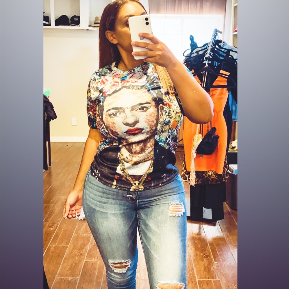 Frida Artist Tee Shirt Blouse